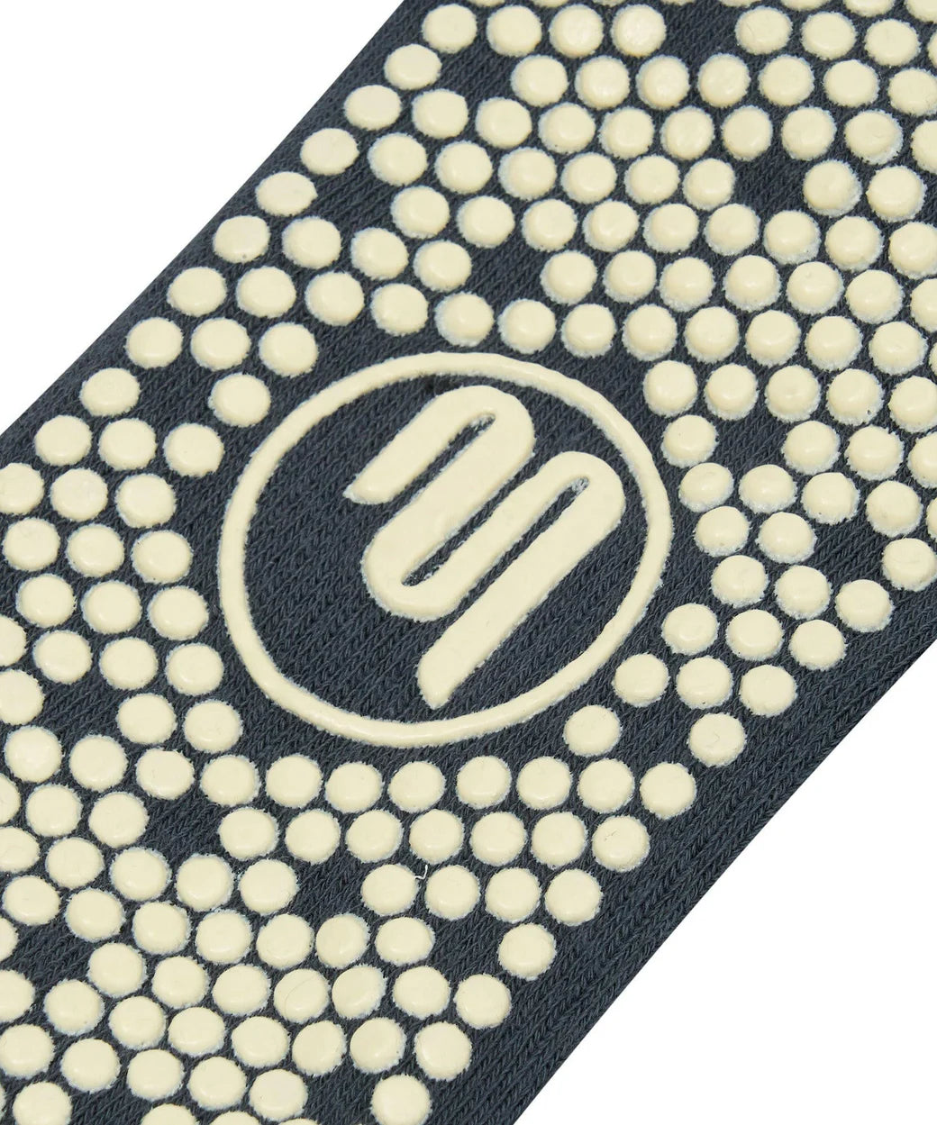 Close-up des Stoffes und Logostickings