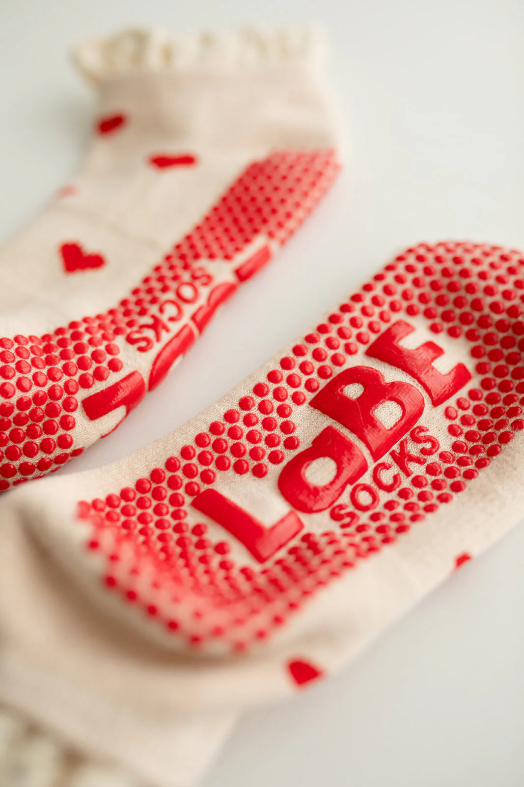 Hochwertige Baumwollsocken mit süßem Design & maximalem Grip.
