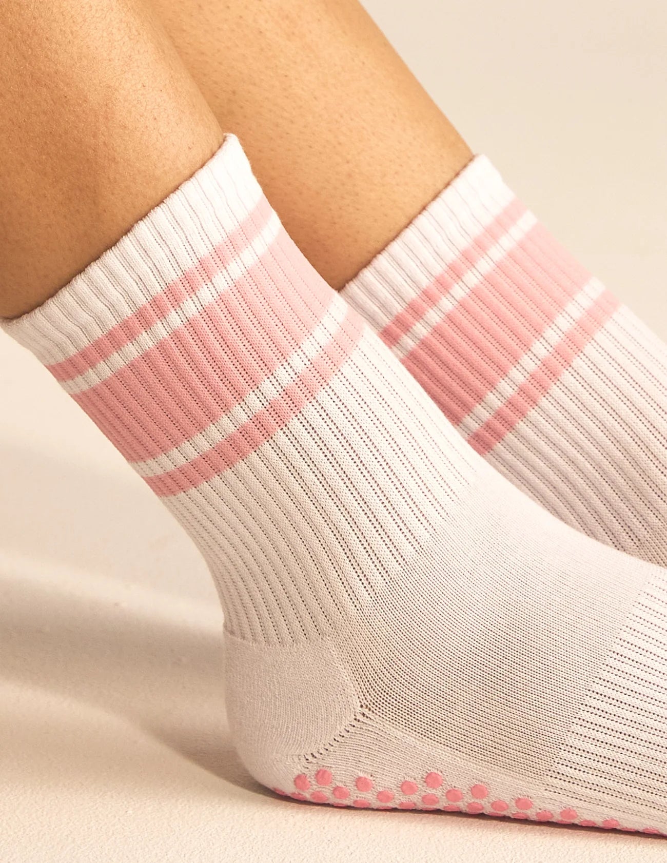 Lucky Honey grapefruit crew socks