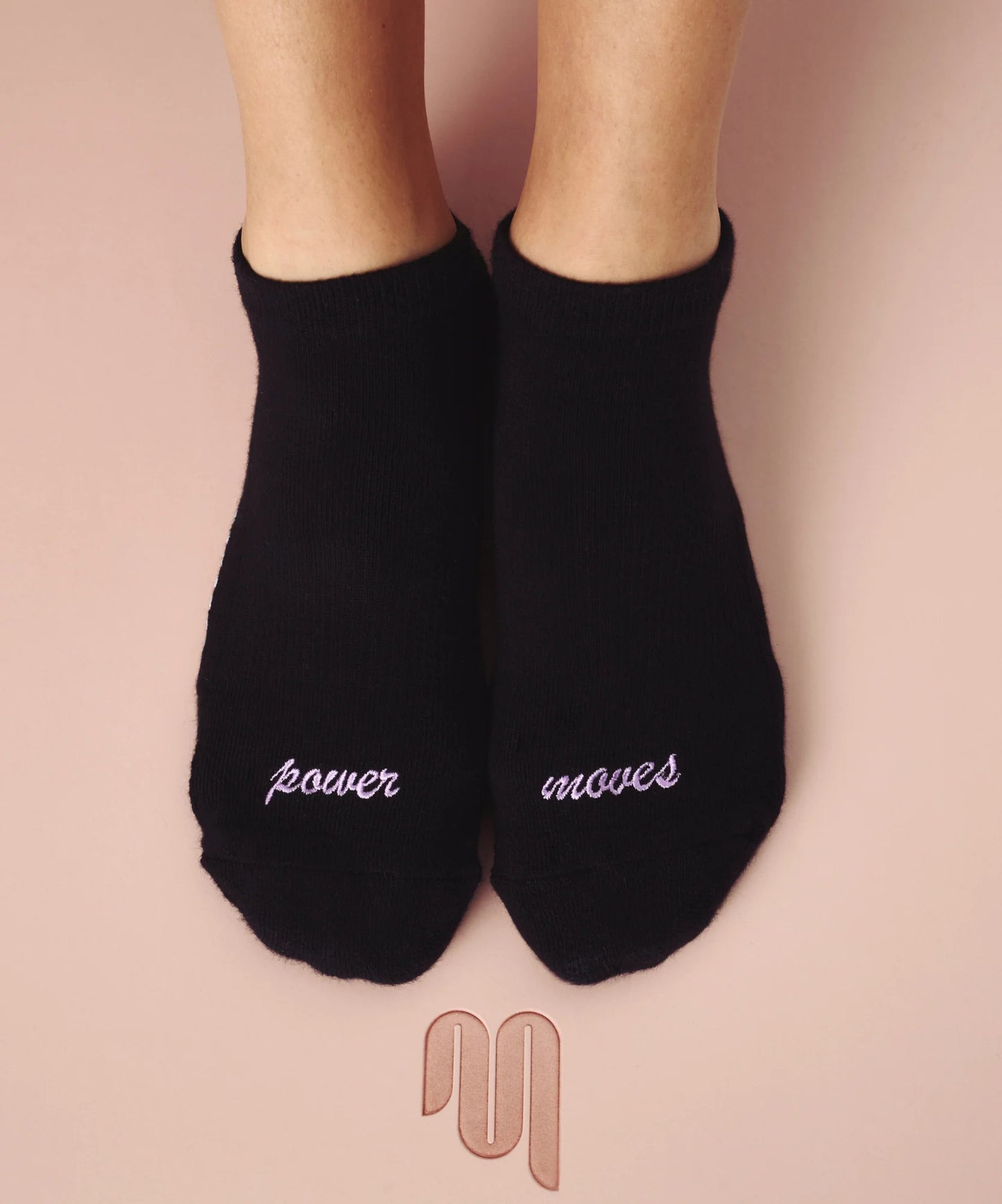 Move Active low rise grip socks power moves black