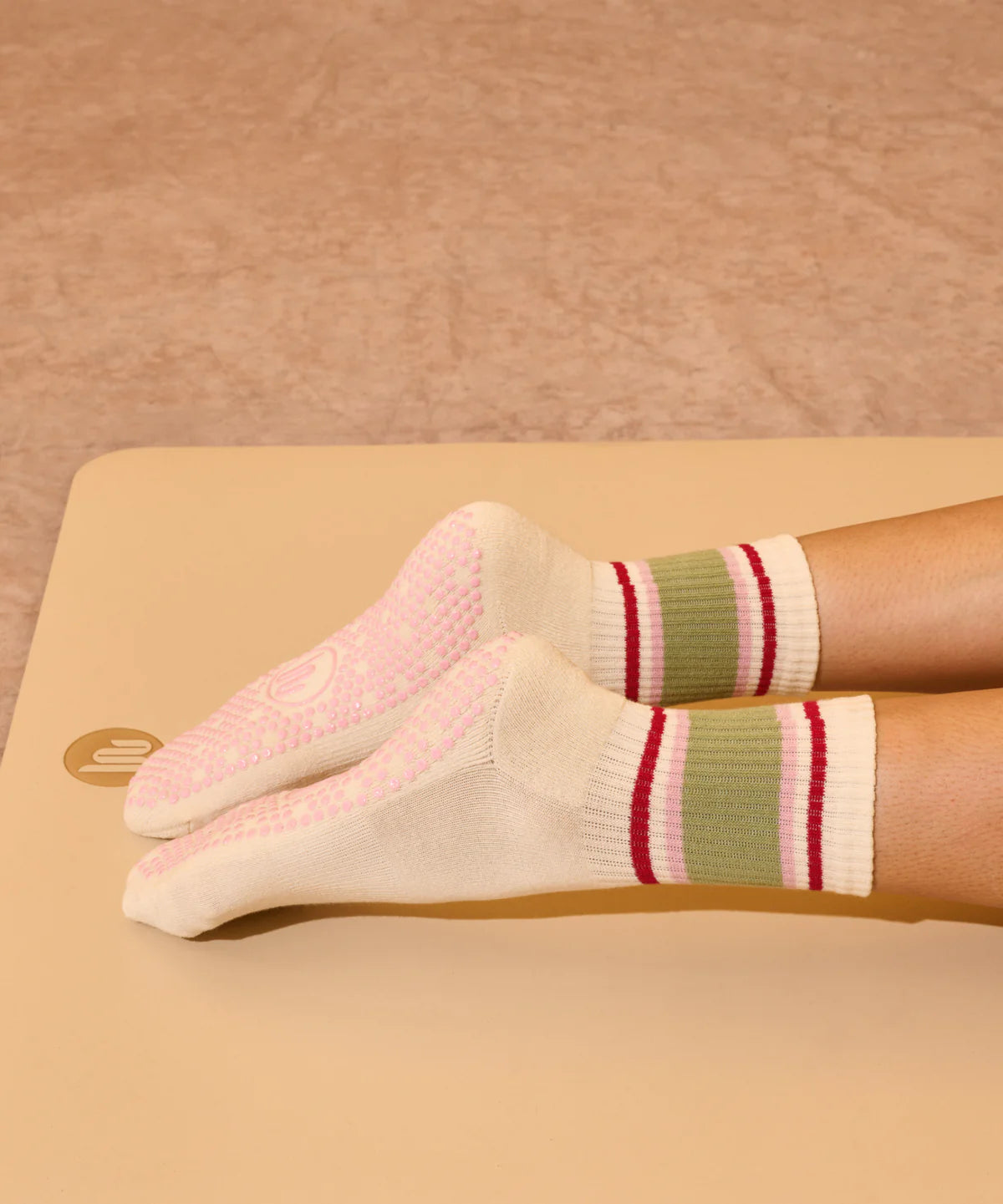 Rutschfeste Pilates Yoga Socken rosa