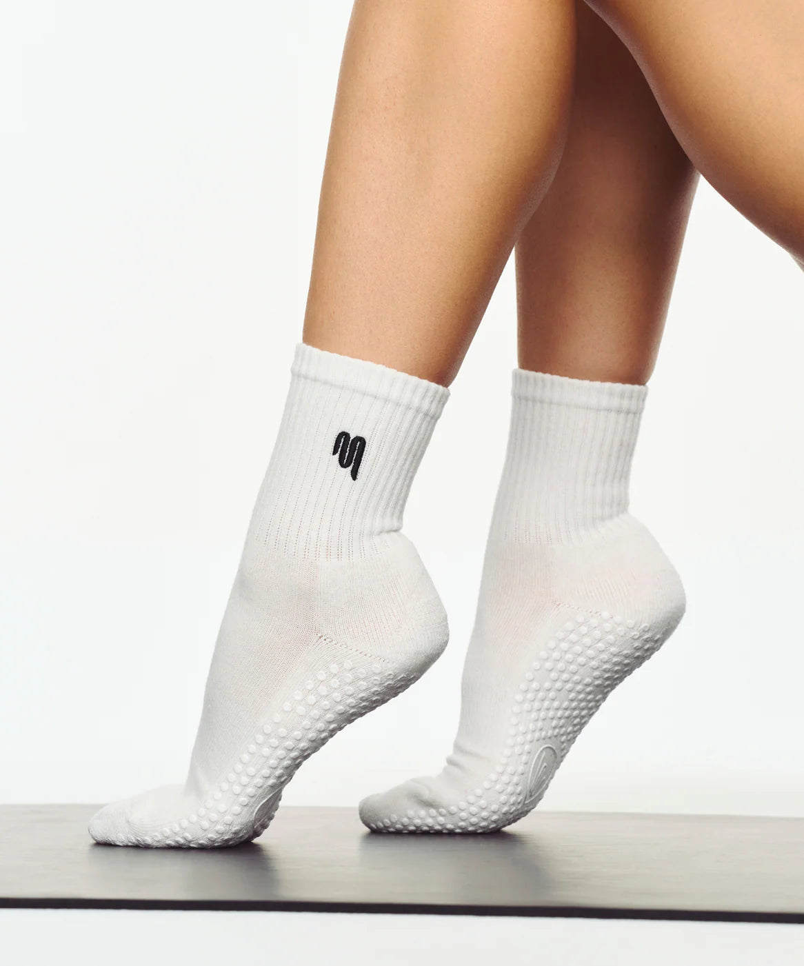 Move Active Logo Grip Sock ivory