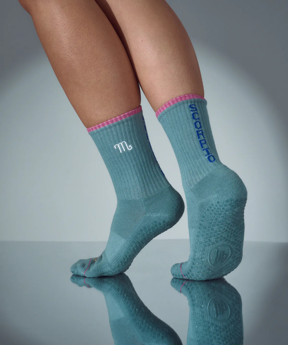 Skorpion Sternzeichen Grip Socken Pilates