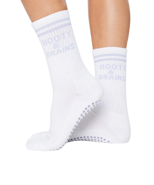 Souls. Socken mit „Booty & Brains“-Schriftzug.